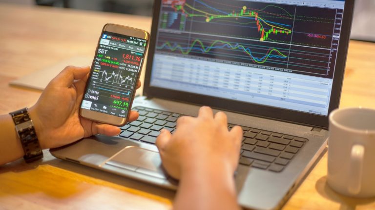 5 Aplikasi Trading Saham Online Terbaik